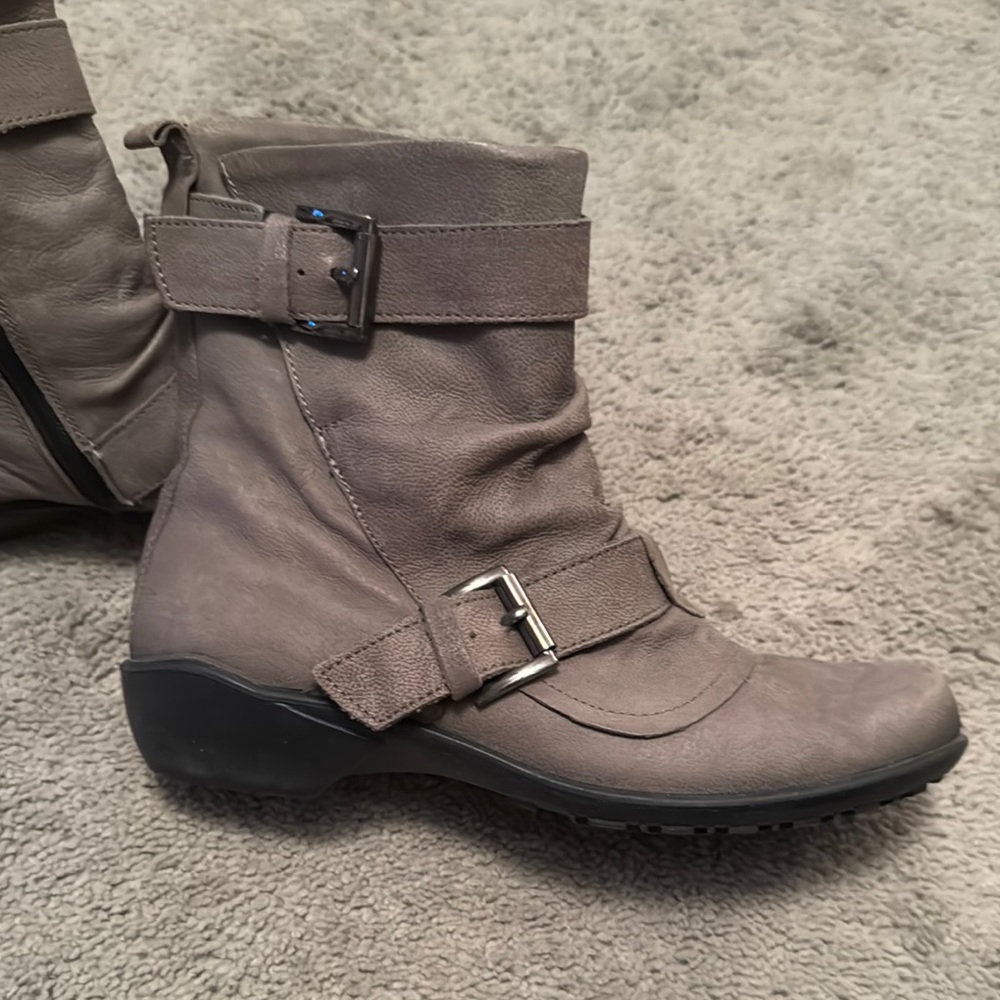 Romika Gray Ankle Boots with Buckle Straps